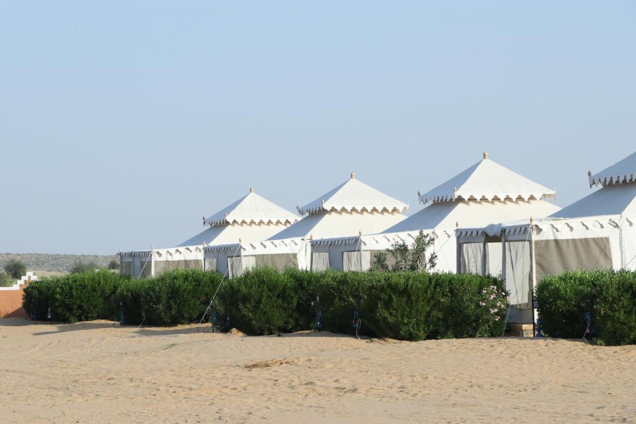 Sunny Desert Camp Kūri エクステリア 写真