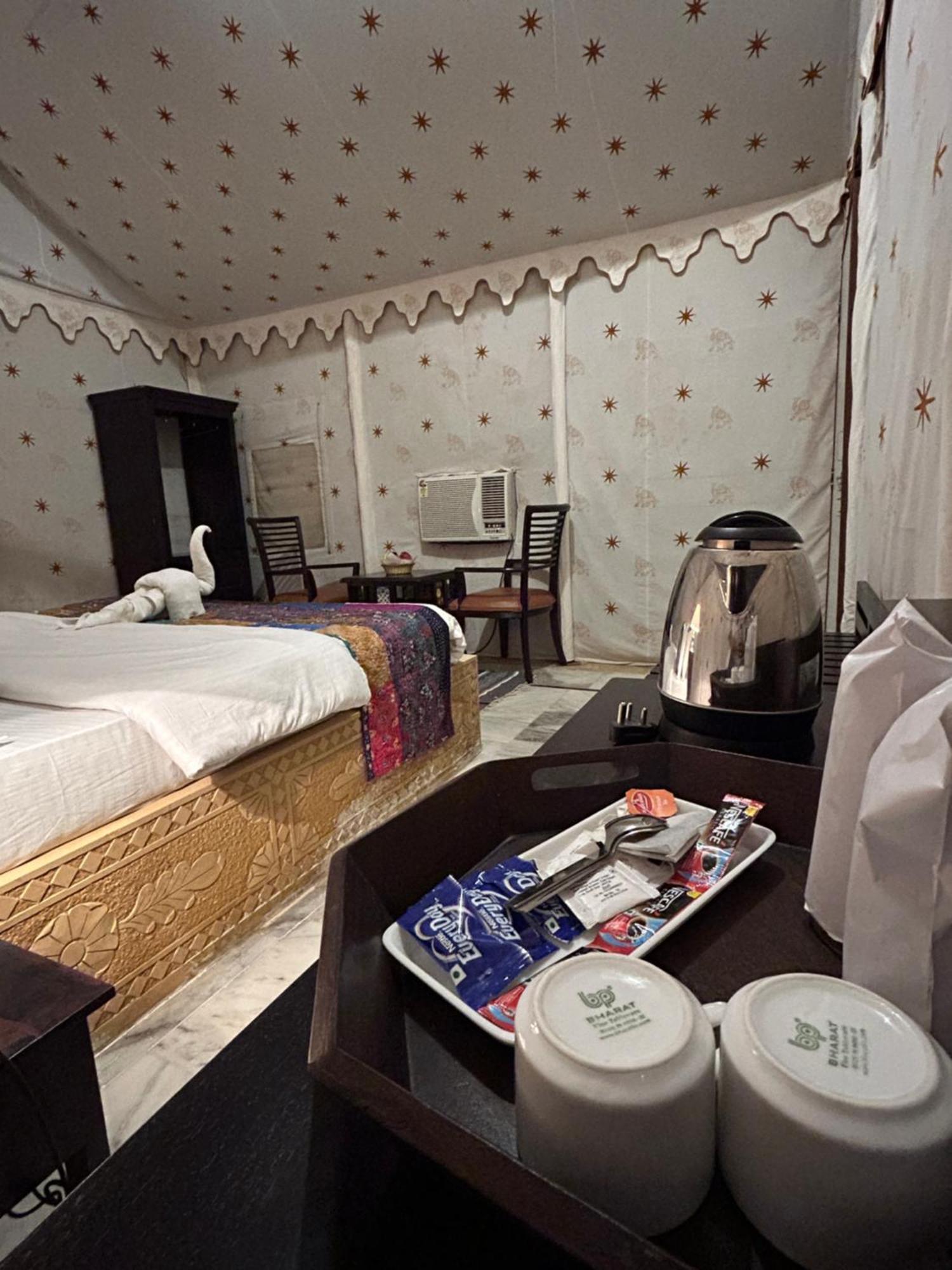 Sunny Desert Camp Kūri エクステリア 写真