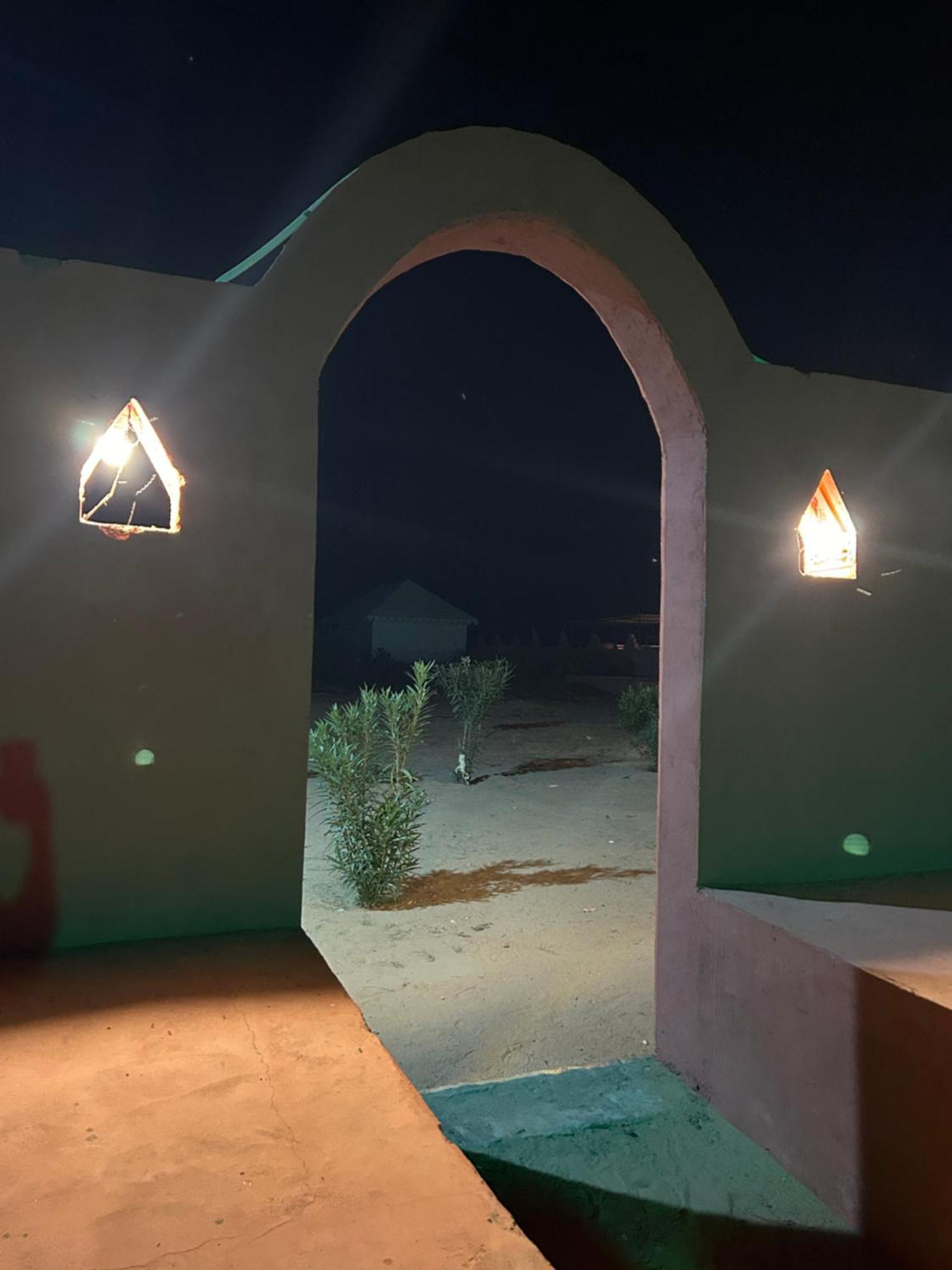 Sunny Desert Camp Kūri エクステリア 写真